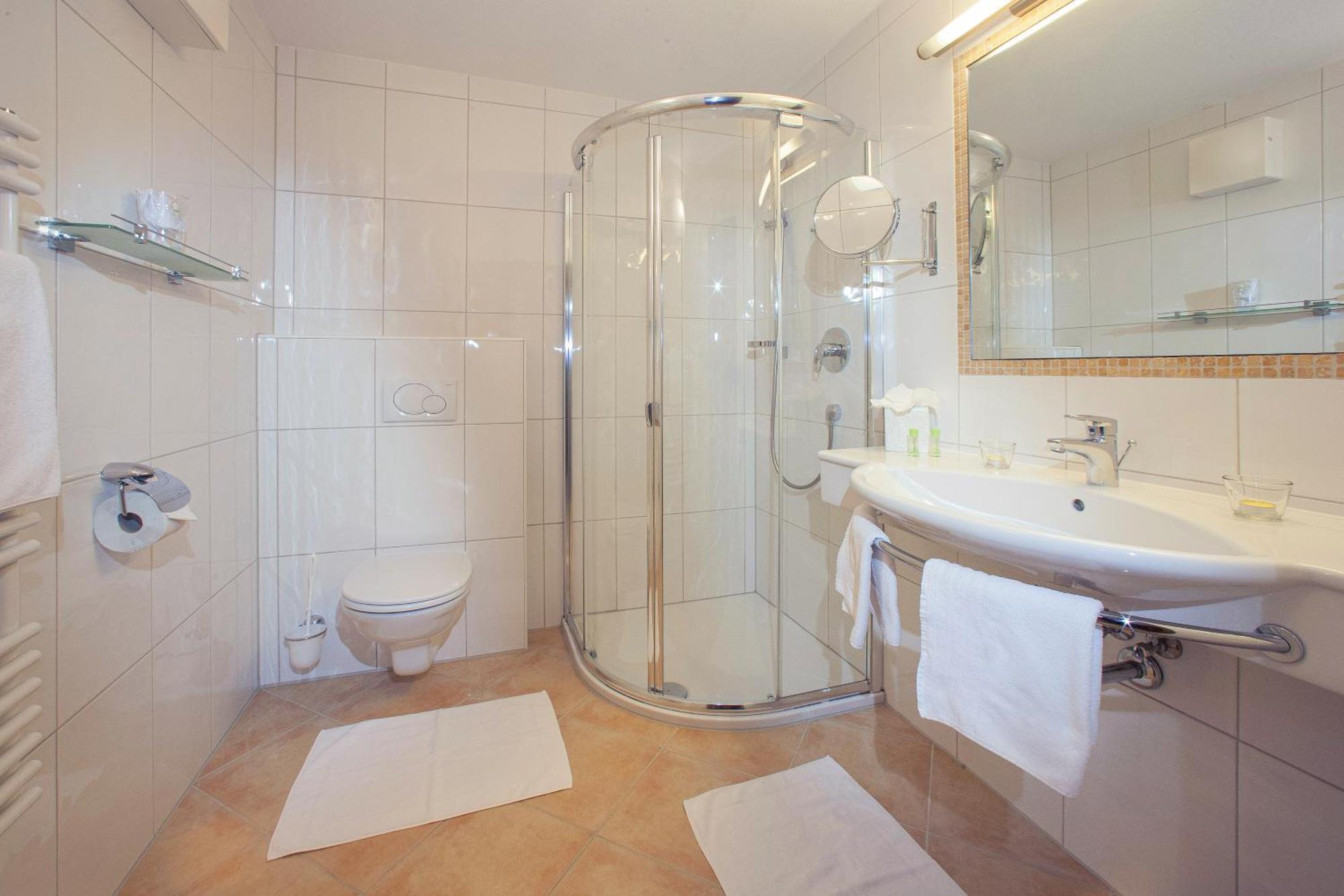 Alpenhotel Tirolerhof Gerlos Værelse billede