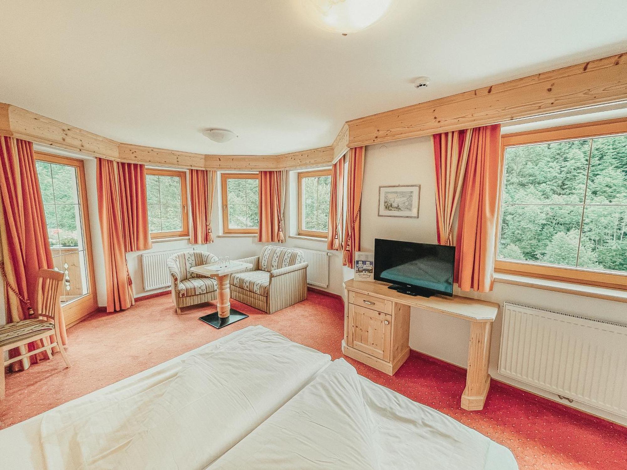 Alpenhotel Tirolerhof Gerlos Værelse billede